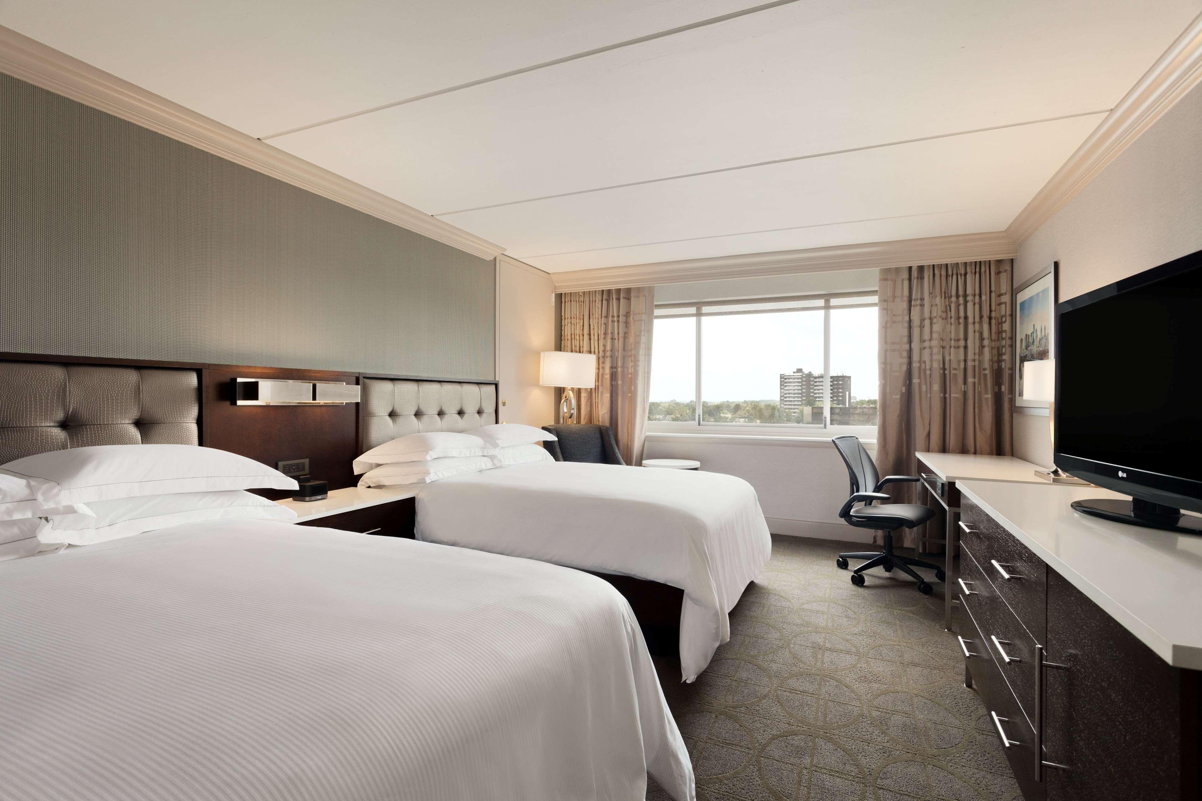 Hilton Philadelphia City Avenue Exterior photo