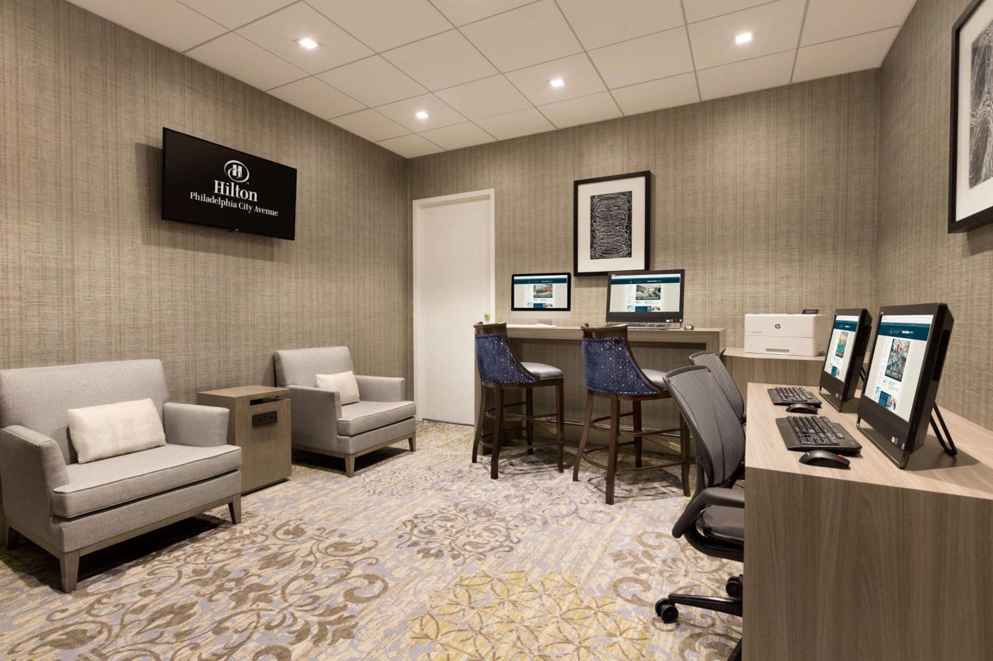 Hilton Philadelphia City Avenue Exterior photo